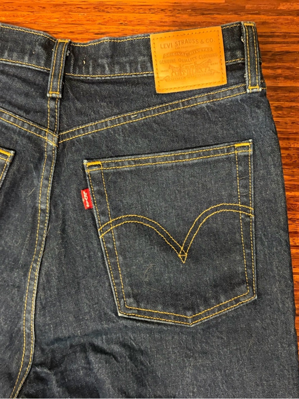 Levi's Ribcage Boot Jeans: 70’s Western Chic size 29, 32” inseam dark wash - Picture 10 of 10
